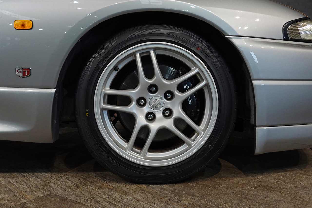 日産 スカイラインGT-R BCNR33 R33 スカイラインGT-R V-Spec