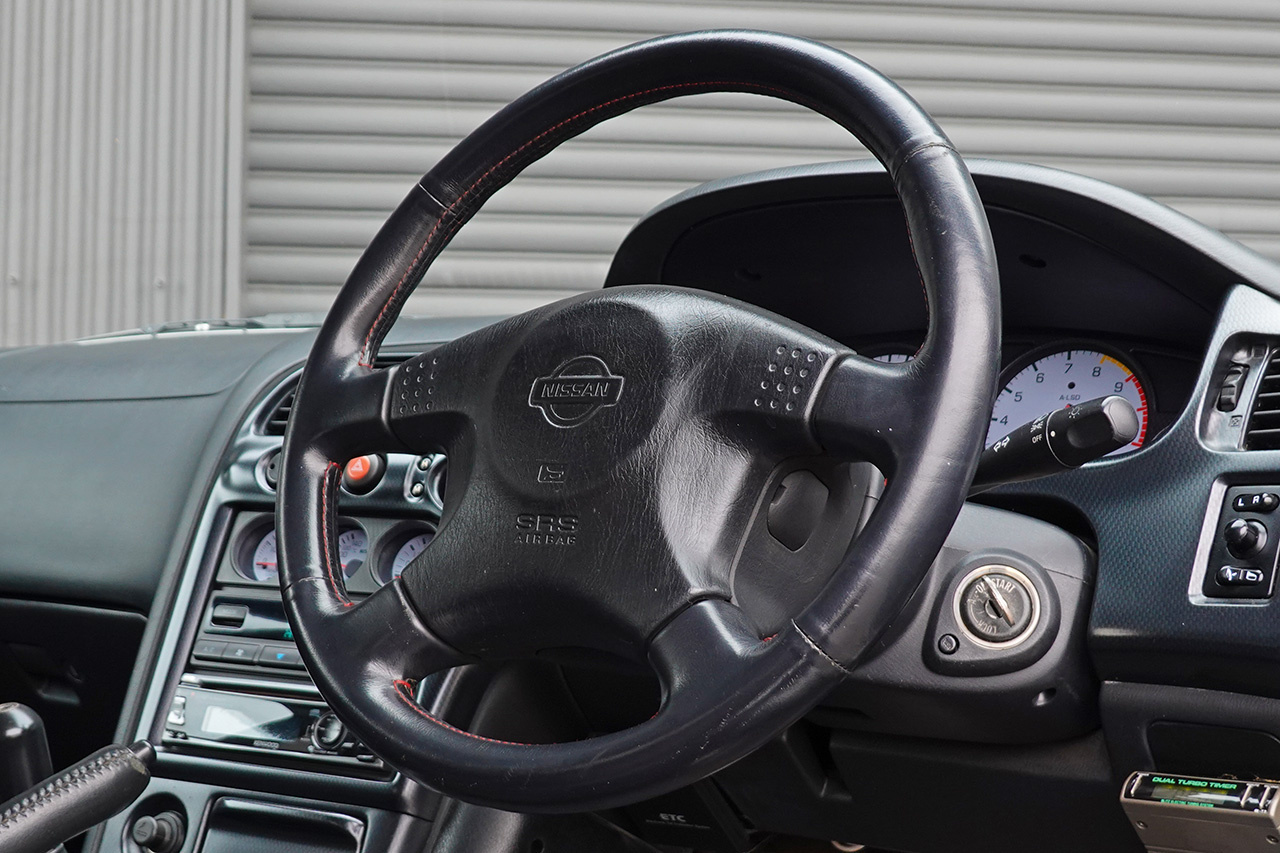 日産 スカイラインGT-R BCNR33 R33 スカイラインGT-R V-Spec