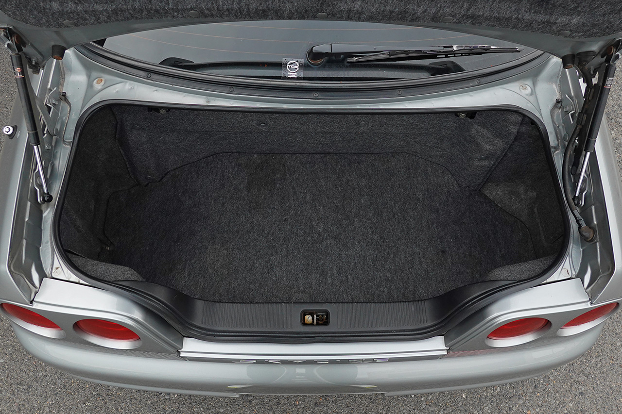 日産 スカイラインGT-R BCNR33 R33 スカイラインGT-R V-Spec