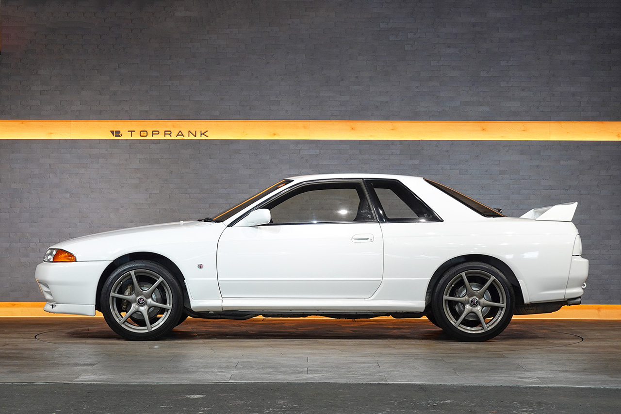 日産 スカイラインGT-R BNR32 R32 スカイラインGT-R