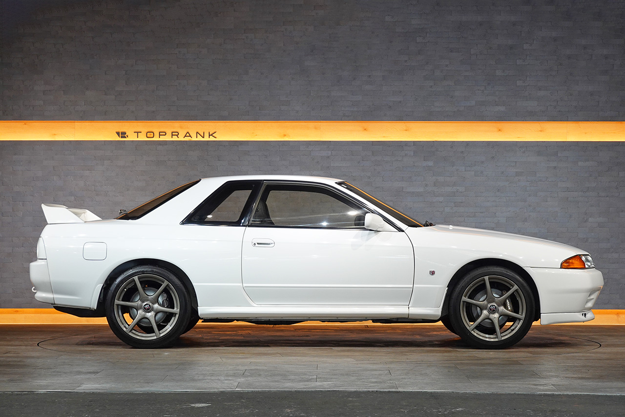 日産 スカイラインGT-R BNR32 R32 スカイラインGT-R