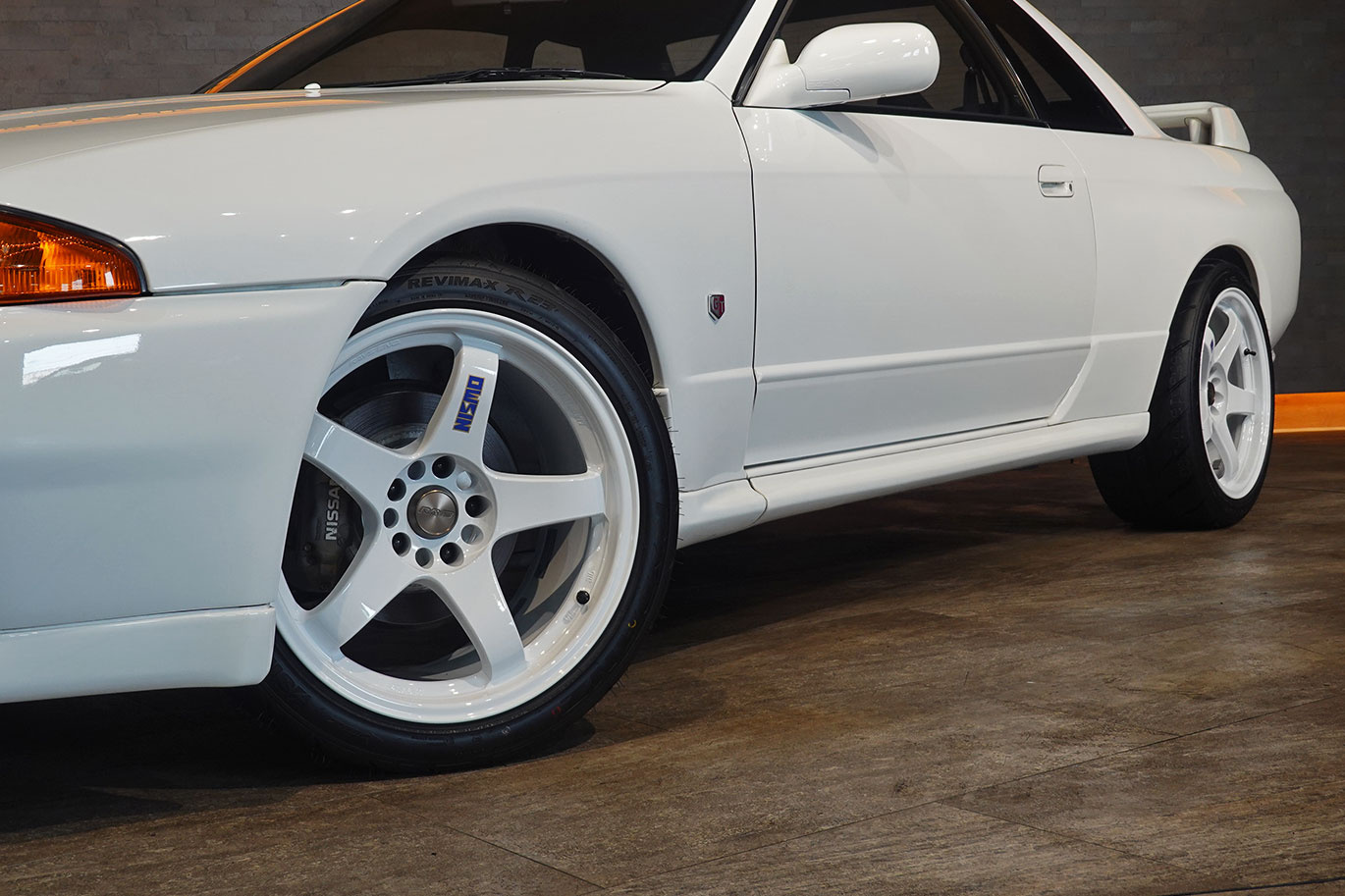 日産 スカイラインGT-R BNR32 R32 スカイラインGT-R ワンオーナー車両・ニスモシートカバー＆40周年記念シフトノブ