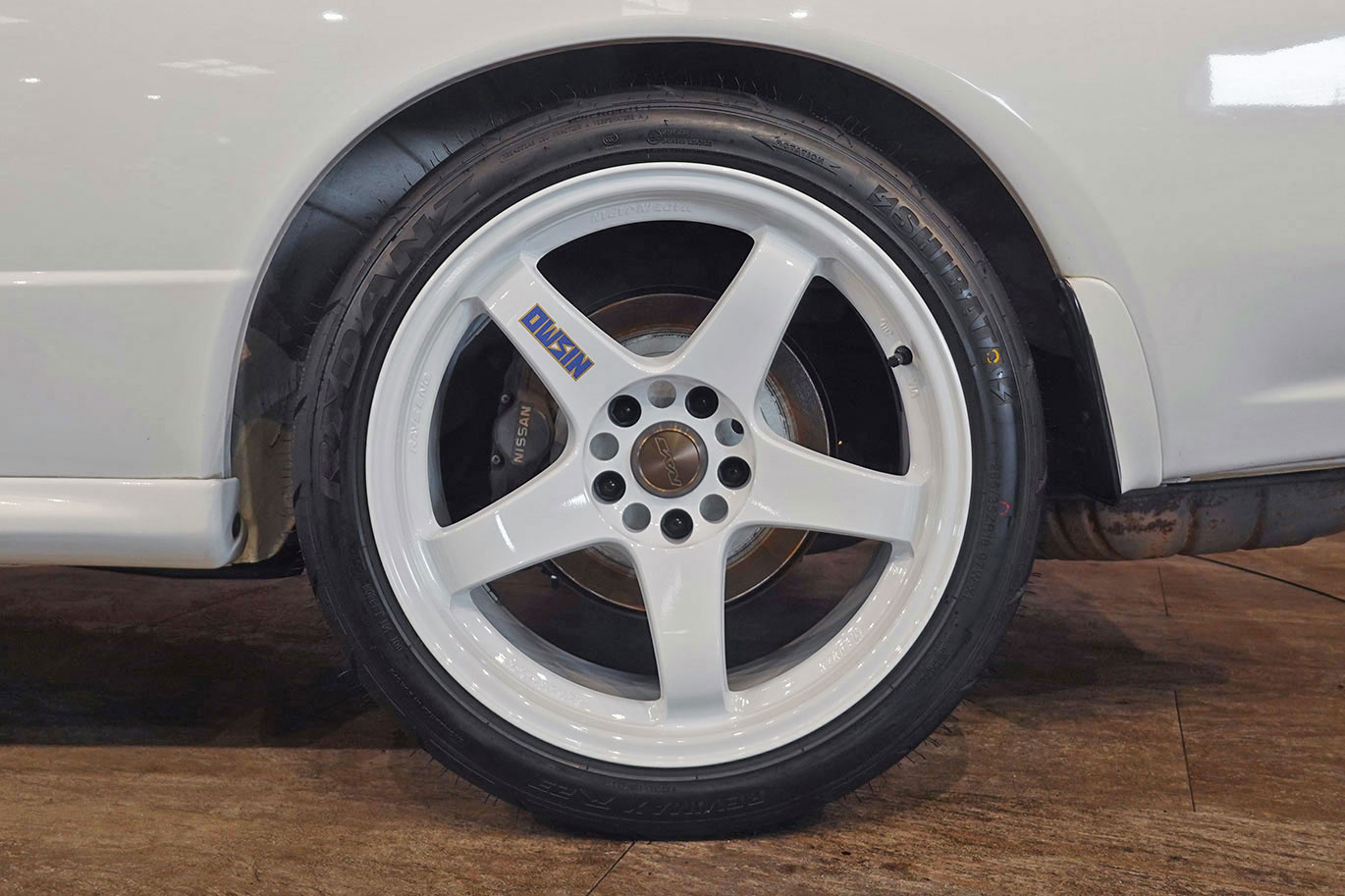 日産 スカイラインGT-R BNR32 R32 スカイラインGT-R ワンオーナー車両・ニスモシートカバー＆40周年記念シフトノブ