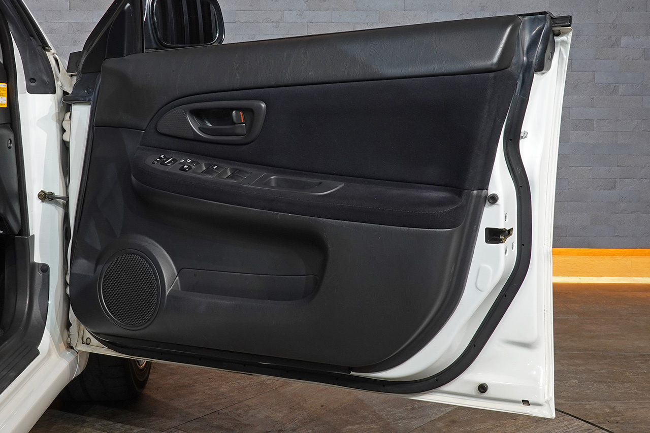 スバル インプレッサSTI GDB インプレッサ WRX STi SPEC C TYPE RA 2005