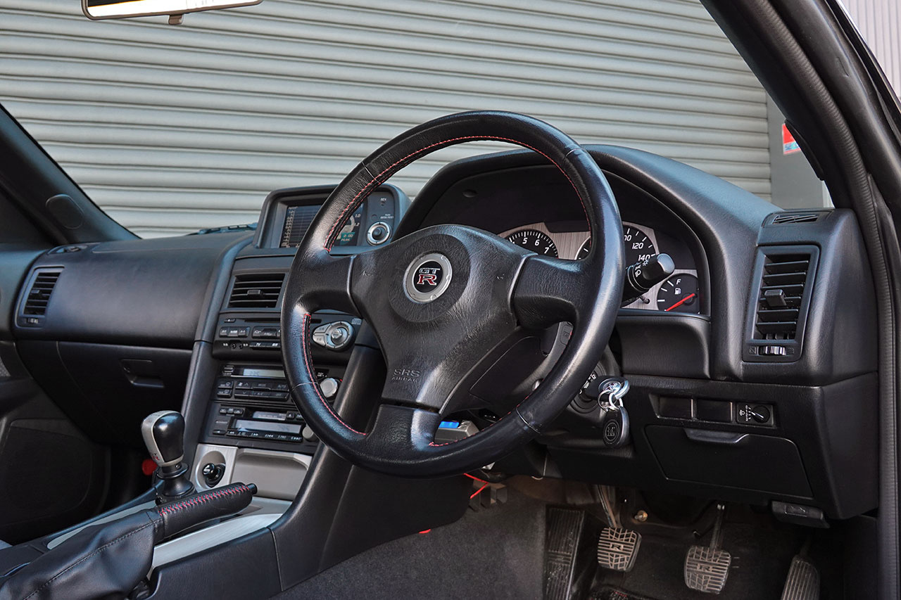 日産 スカイラインGT-R BNR34 R34 スカイラインGT-R