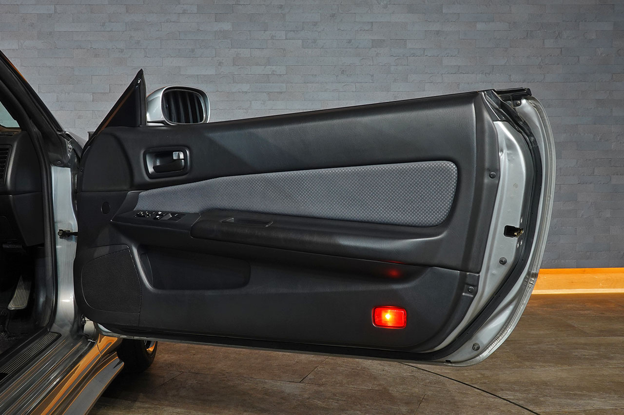 日産 スカイラインGT-R BNR34 R34 スカイラインGT-R