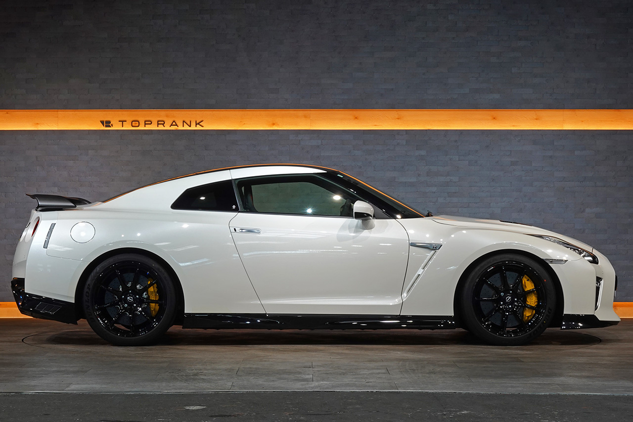 日産 GT-R R35 GT-R Track edition engineered by NISMO T-Spec