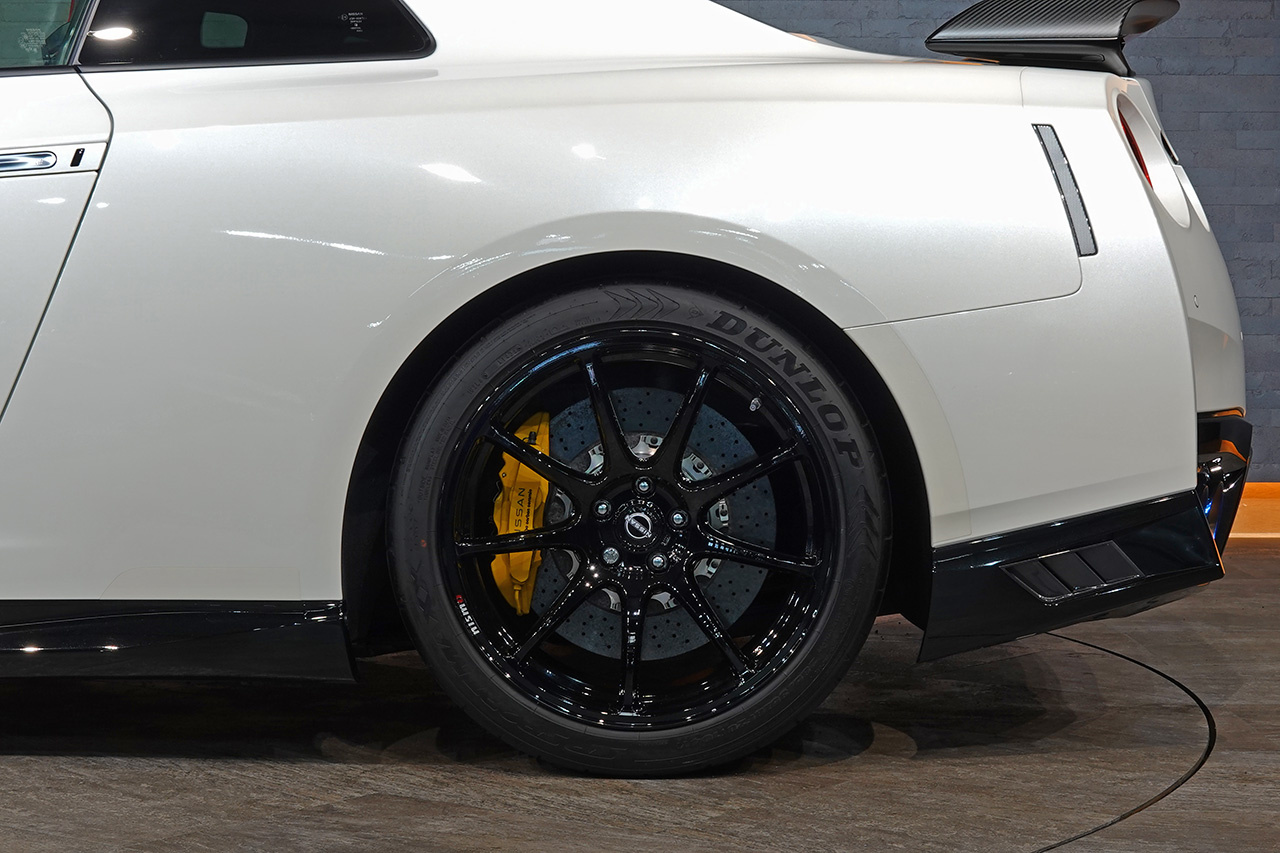 日産 GT-R R35 GT-R Track edition engineered by NISMO T-Spec