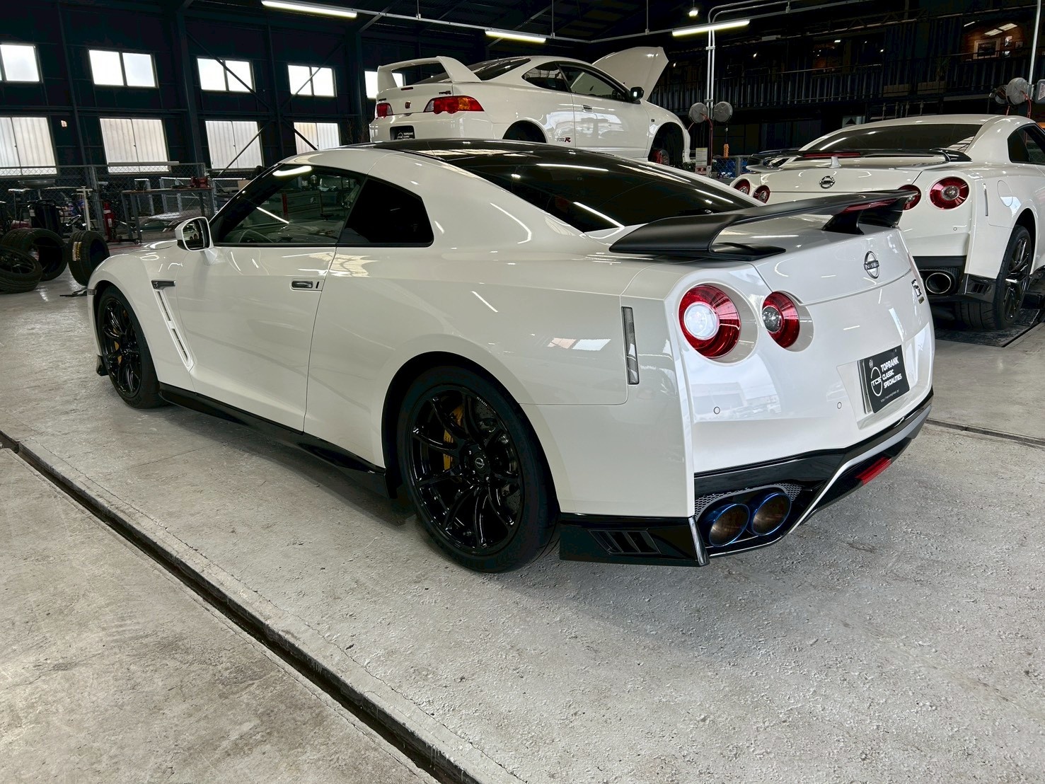 日産 GT-R R35 GT-R Track edition engineered by NISMO T-Spec