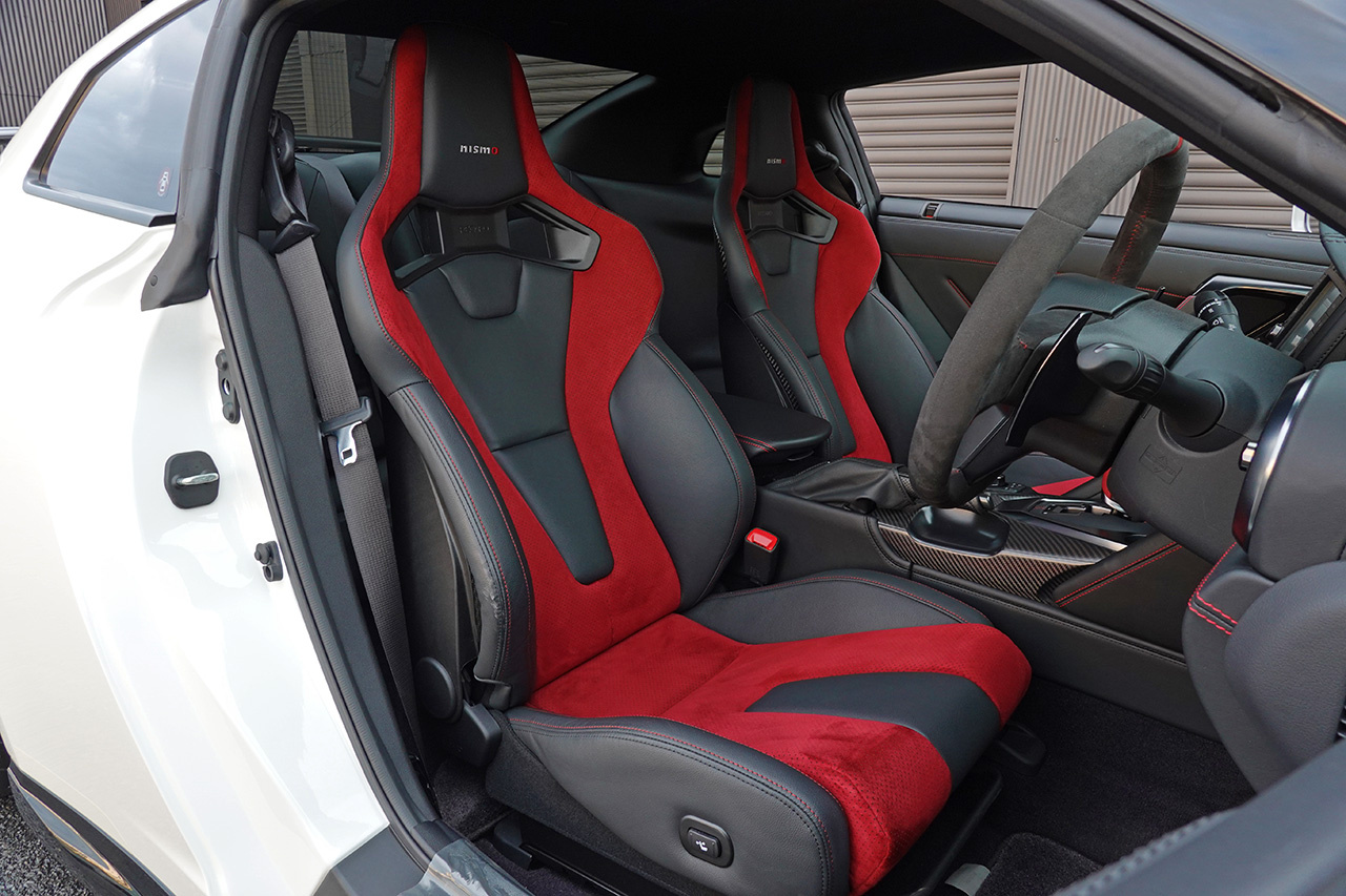 日産 GT-R R35 GT-R Track edition engineered by NISMO T-Spec