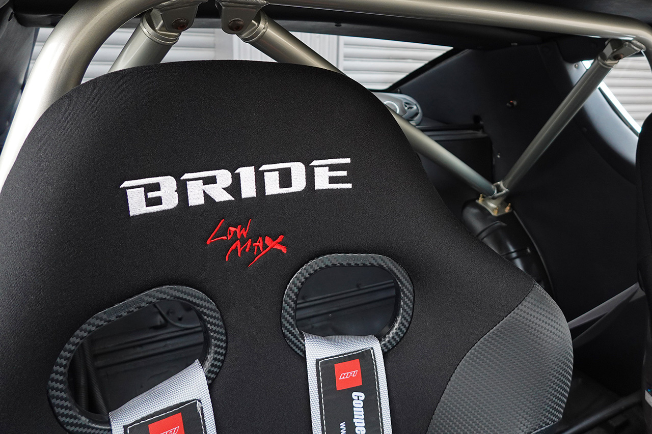 日産 スカイラインGT-R BNR32 R32 スカイラインGT-R ロッキーオートR32ケンメリGT-R