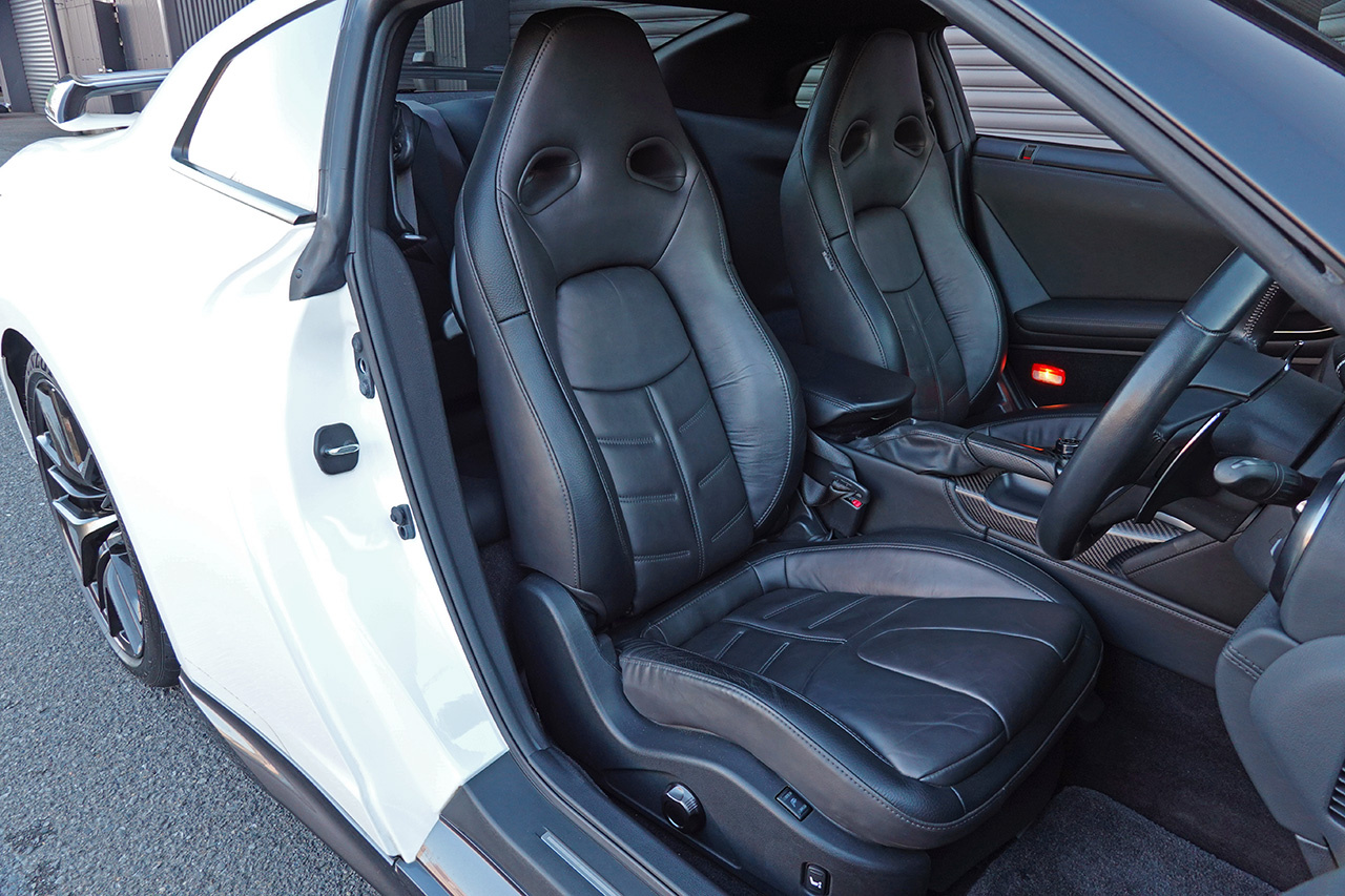 日産 GT-R R35 GT-R　ピュアエディション