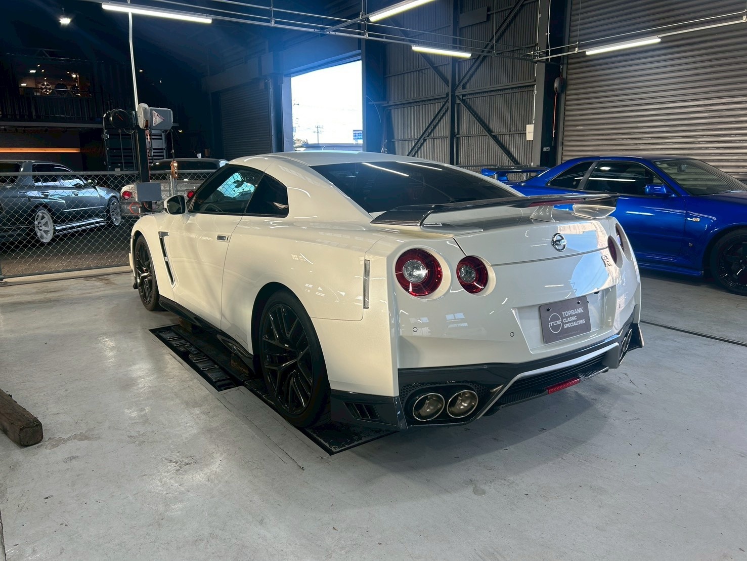 日産 GT-R R35 GT-R　ピュアエディション