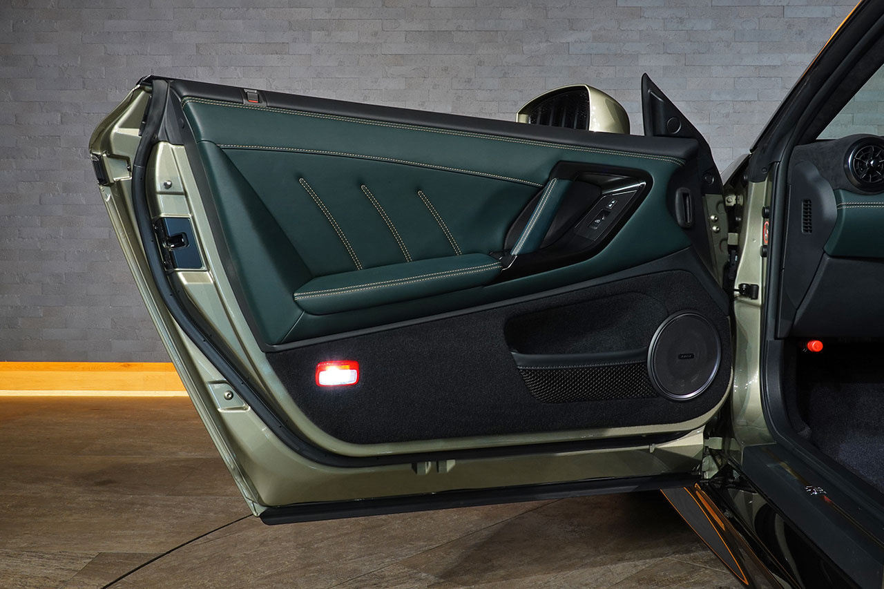 日産 GT-R R35 GT-R プレミアムエディション T-Spec