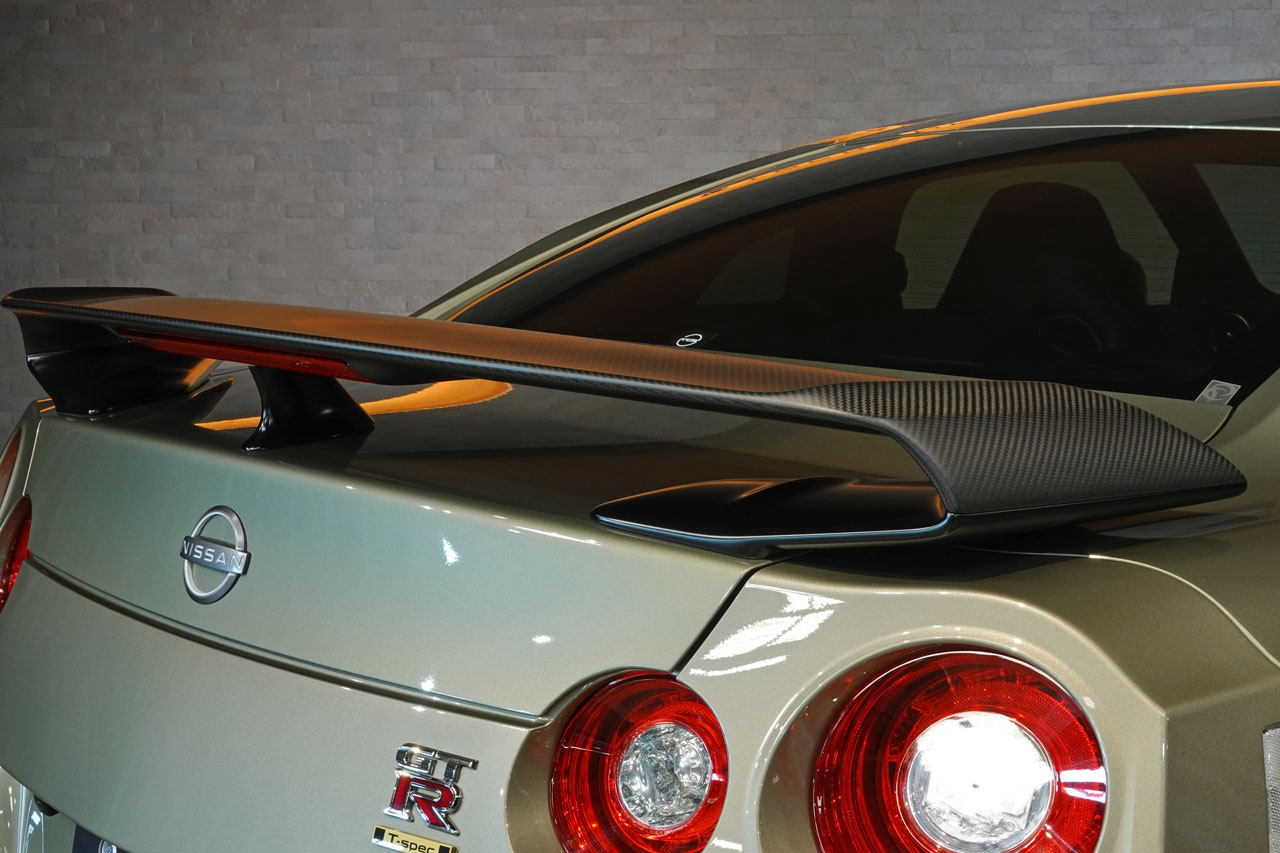 日産 GT-R R35 GT-R プレミアムエディション T-Spec