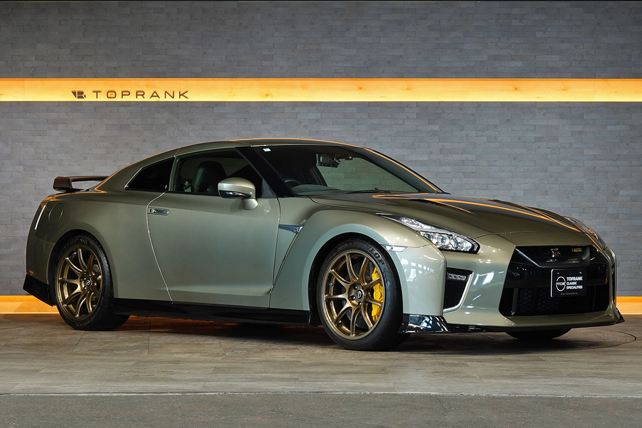 日産 GT-R R35 GT-R プレミアムエディション T-Spec
