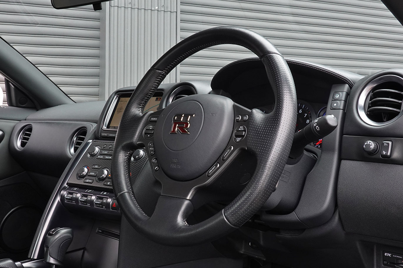 日産 GT-R R35 GT-R Pure Edition・ワンオーナー・MY11・新品ダッシュ交換済み・フライホイールハウジング対策済