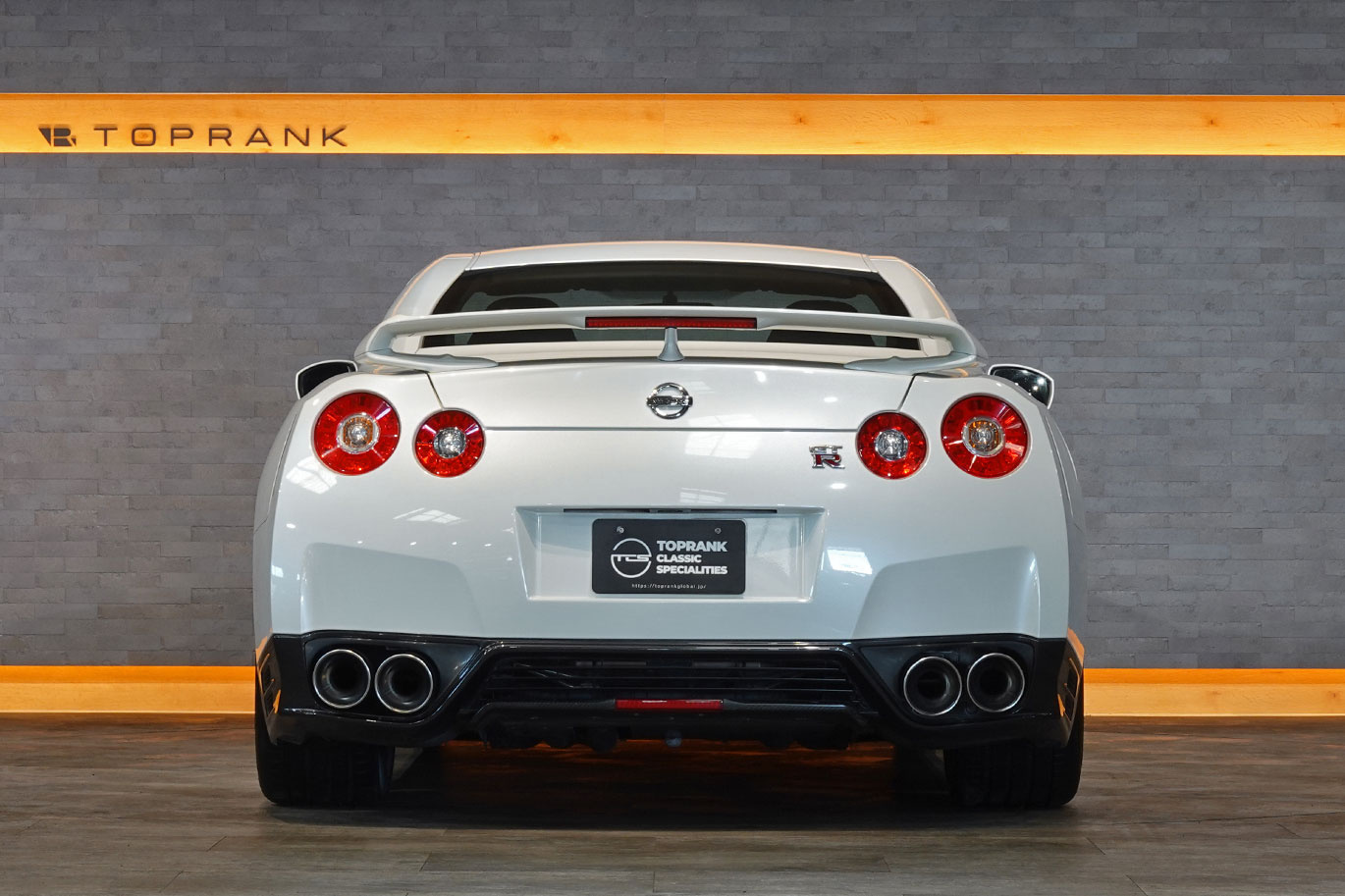 日産 GT-R R35 GT-R Pure Edition・ワンオーナー・MY11・新品ダッシュ交換済み・フライホイールハウジング対策済