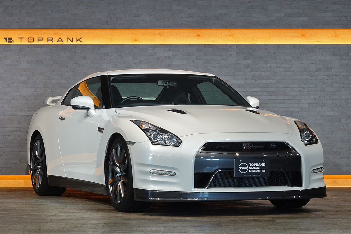 日産 GT-R R35 GT-R Pure Edition・ワンオーナー・MY11・新品ダッシュ交換済み・フライホイールハウジング対策済