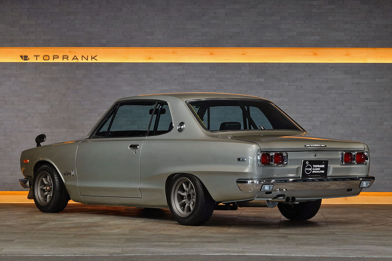 日産 スカイライン 