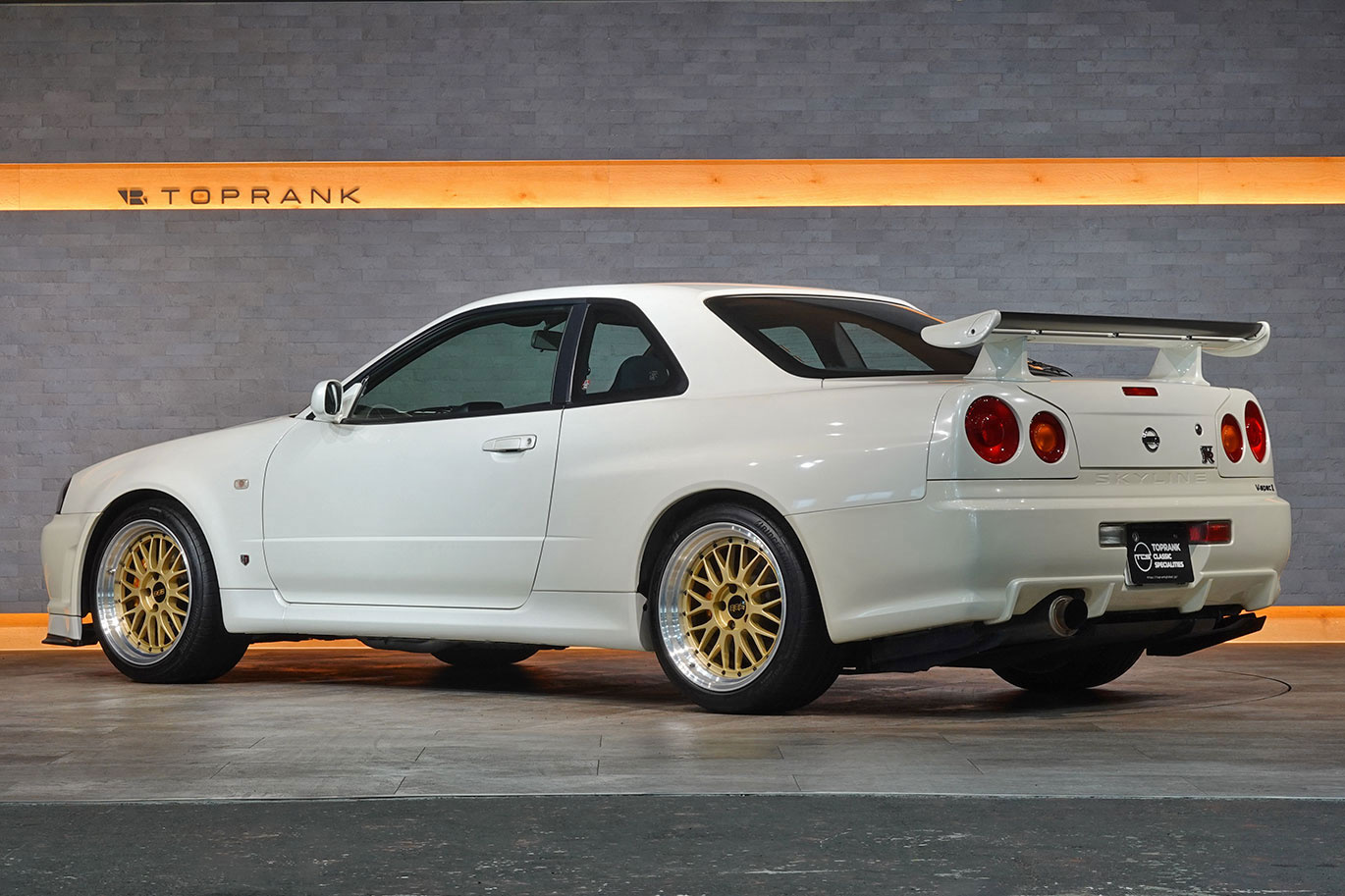 日産 スカイラインGT-R BNR34 R34 スカイラインGT-R  Vスペック2
