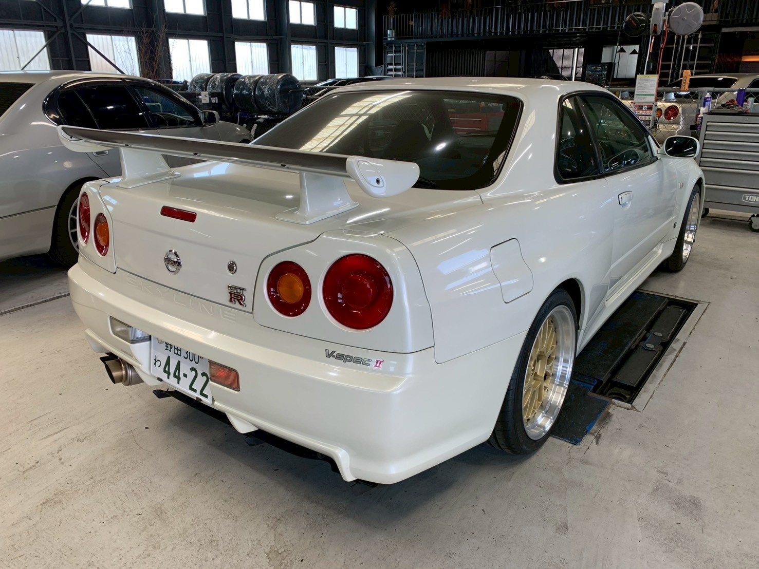 日産 スカイラインGT-R BNR34 R34 スカイラインGT-R  Vスペック2