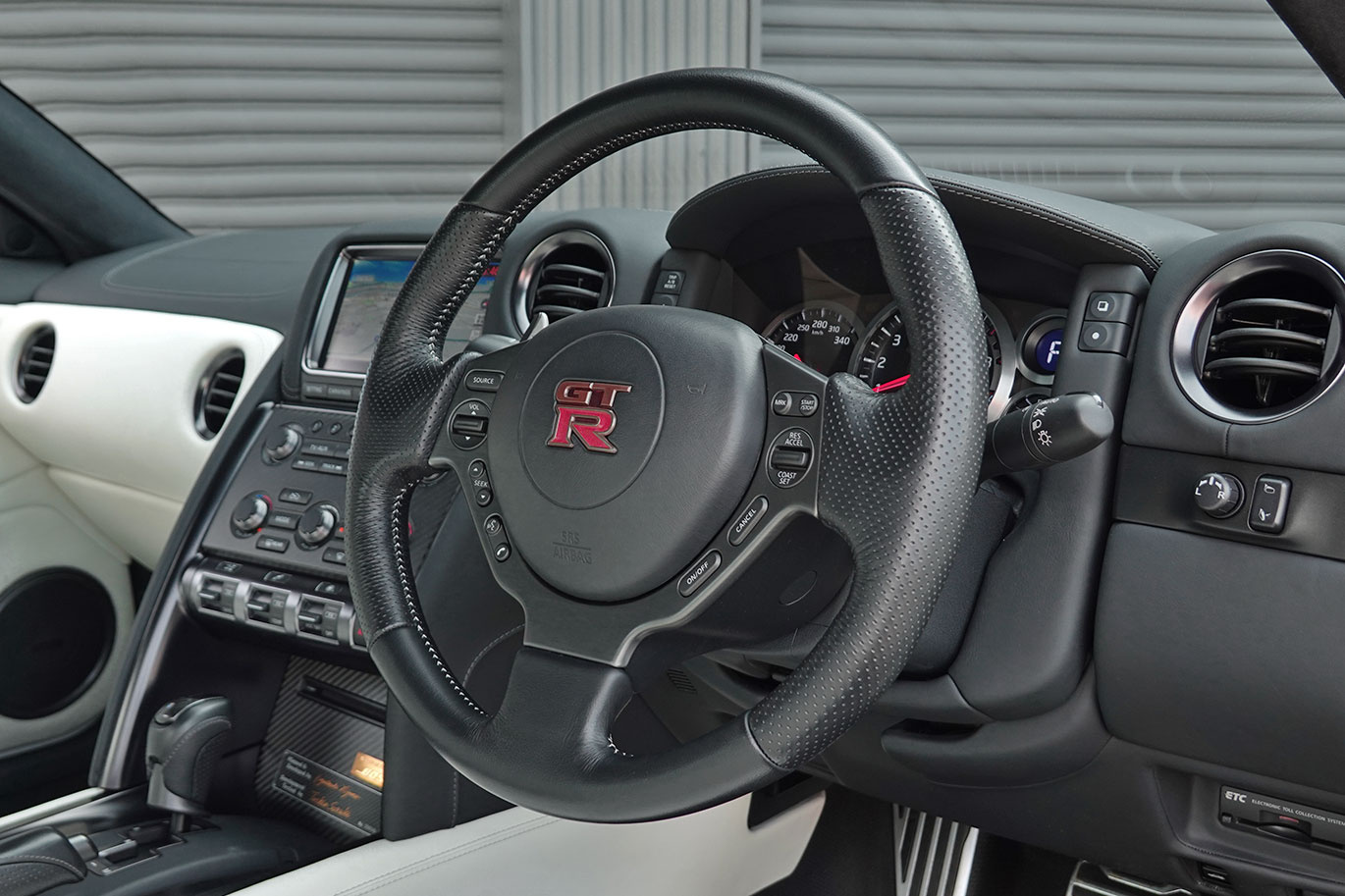日産 GT-R R35 GT-R EGOIST