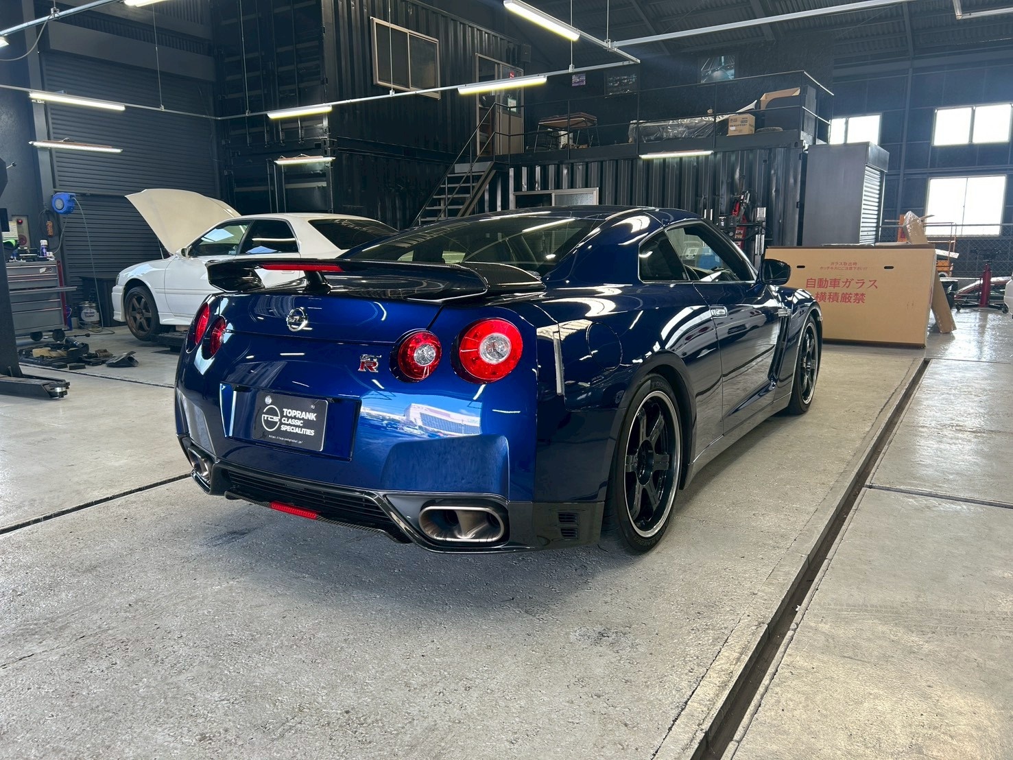 日産 GT-R R35 GT-R　ピュアエディション For Track Pack