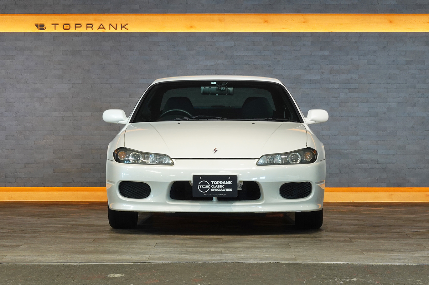 日産 シルビア S15  Silvia Spec R・SR20ターボエンジン・純正６速MT・社外スピンターンノブ・社外サイドスカート