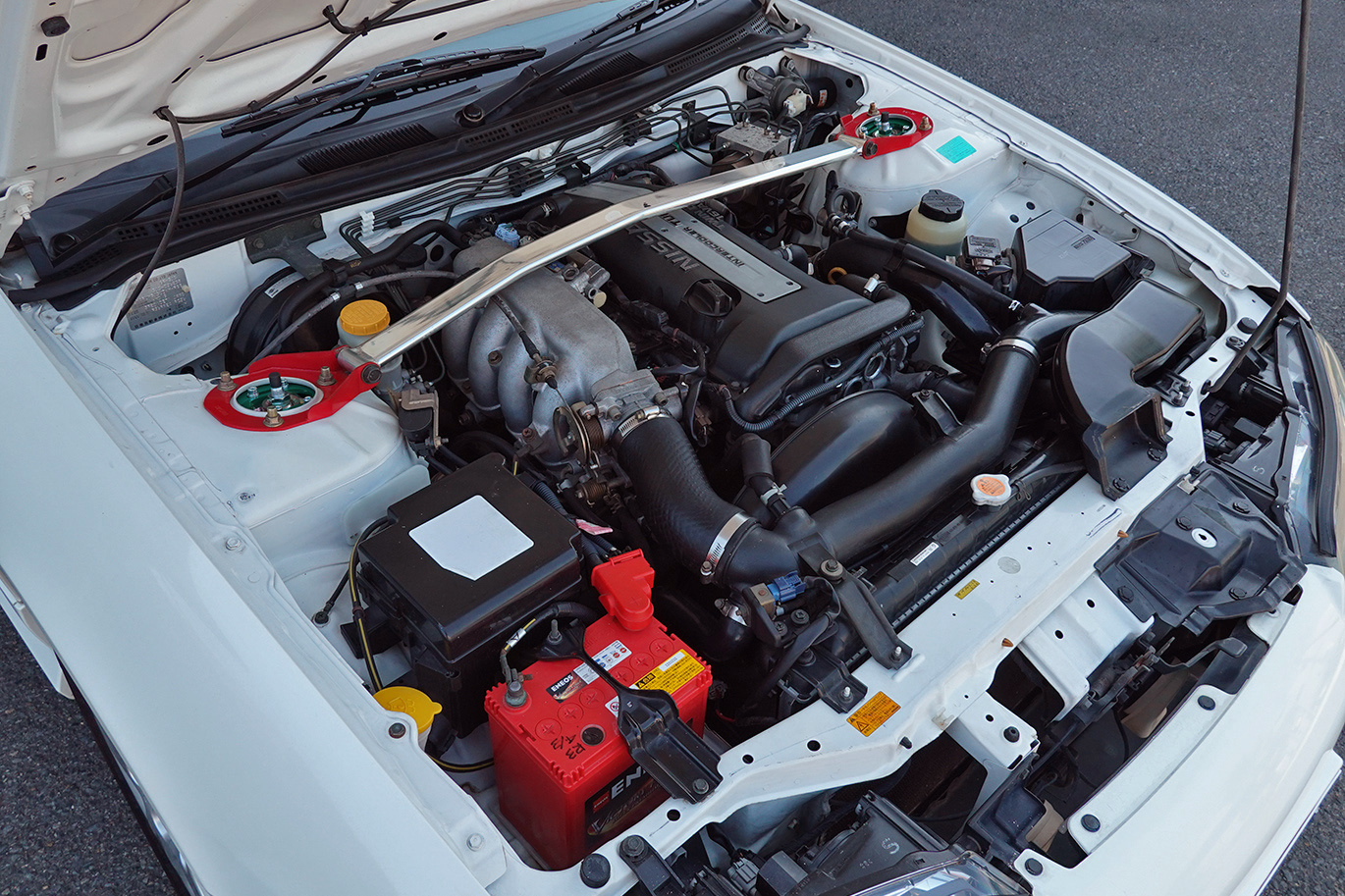 日産 シルビア S15  Silvia Spec R・SR20ターボエンジン・純正６速MT・社外スピンターンノブ・社外サイドスカート