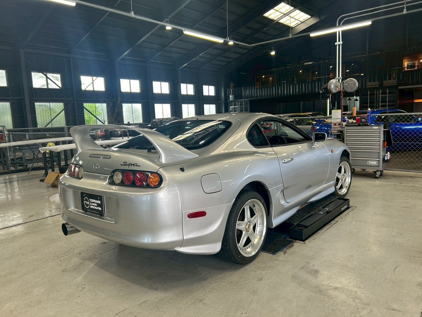 トヨタ スープラ JZA80 スープラ RZ