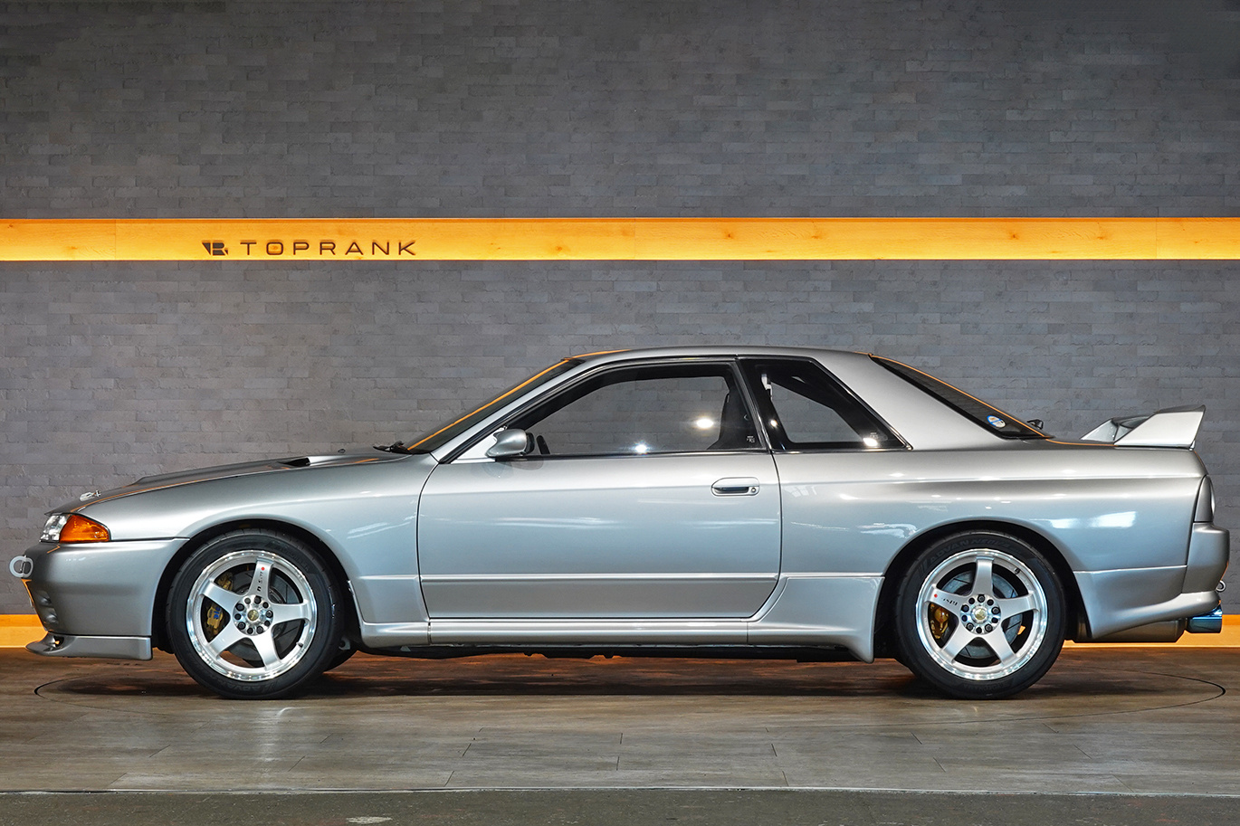 日産 スカイラインGT-R BNR32 R32 スカイライン GT-R HKS GTIII-2530 ターボ・オーリンズDFV車高調・トップカム・F-Con V Pro Ver.3.2 再セッティング