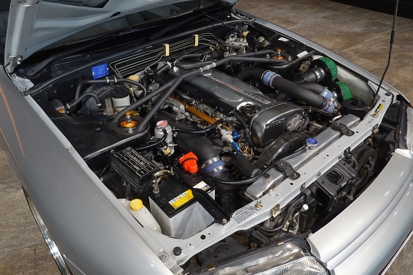 日産 スカイラインGT-R BNR32 R32 スカイライン GT-R HKS GTIII-2530 ターボ・オーリンズDFV車高調・トップカム・F-Con V Pro Ver.3.2 再セッティング