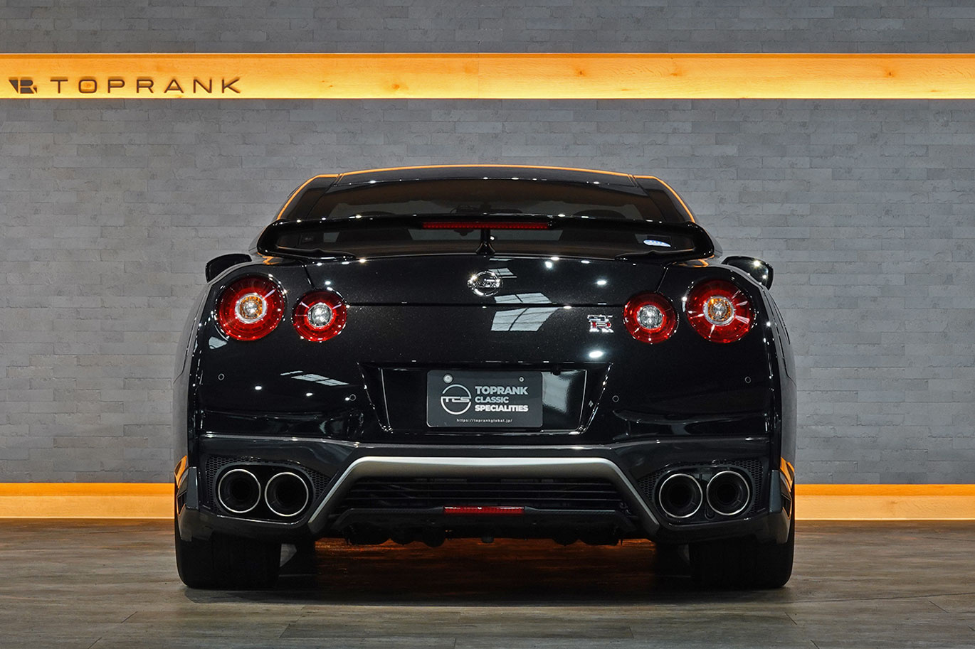 日産 GT-R R35 GT-R ピュアエディション