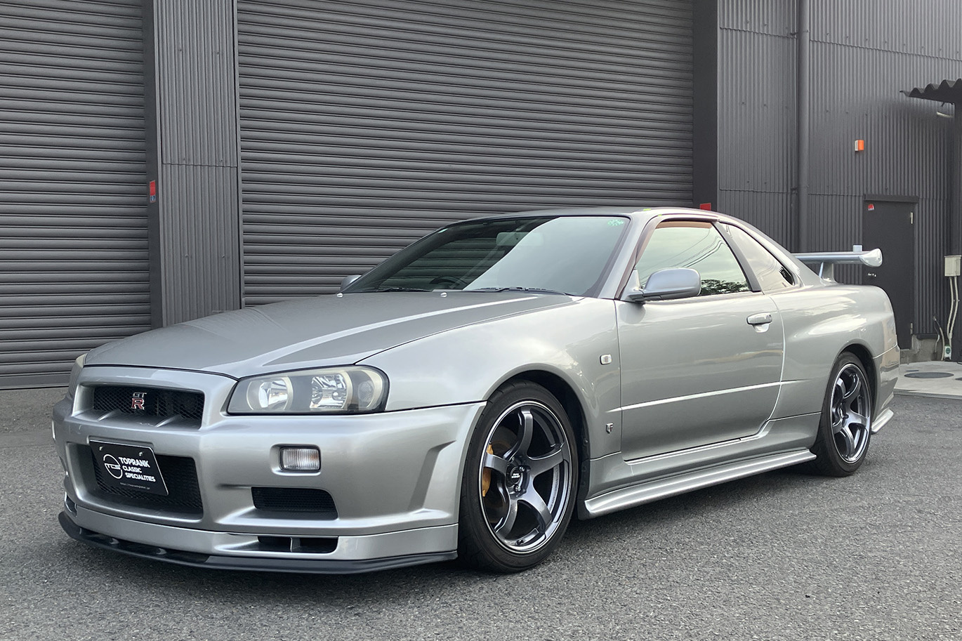 日産 スカイライン 