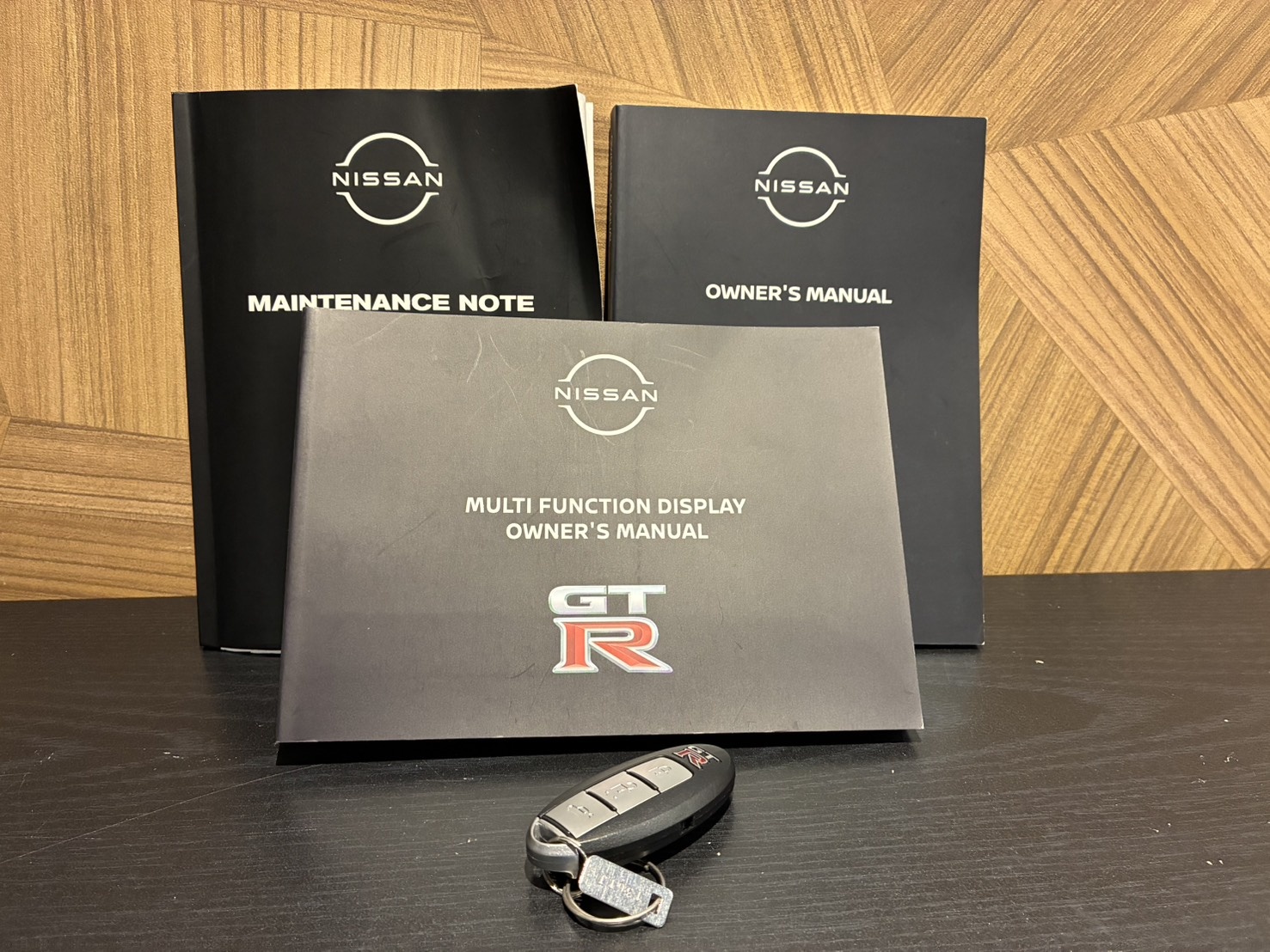 日産 GT-R R35 GT-R Pure Edition