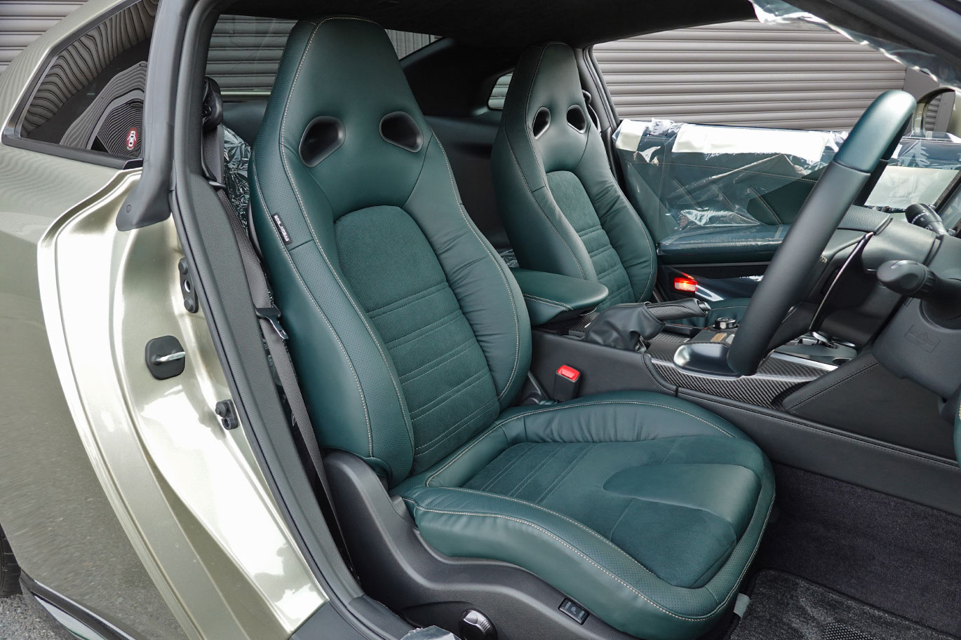 日産 GT-R R35 GT-R プレミアムエディション T-Spec