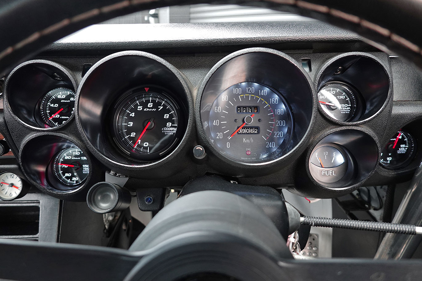 日産 スカイラインクーペ KGC10 スカイライン　2000GT、L28改３リッター・ハヤシレーシングアルミ・リアブレーキディスクブレーキ化公認