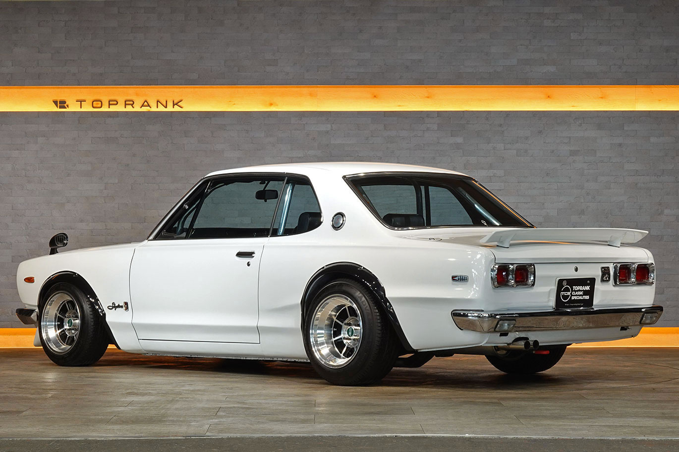 日産 スカイラインクーペ KGC10 スカイライン　2000GT、L28改３リッター・ハヤシレーシングアルミ・リアブレーキディスクブレーキ化公認