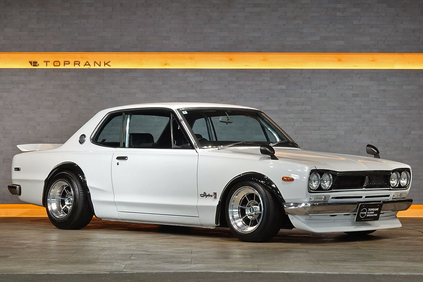 日産 スカイラインクーペ KGC10 スカイライン　2000GT、L28改３リッター・ハヤシレーシングアルミ・リアブレーキディスクブレーキ化公認