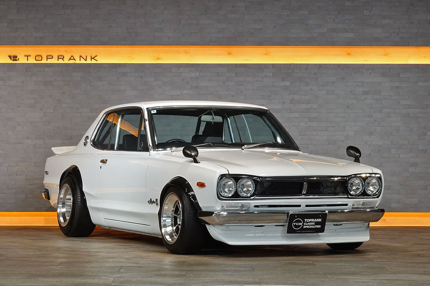 日産 スカイラインクーペ KGC10 スカイライン　2000GT、L28改３リッター・ハヤシレーシングアルミ・リアブレーキディスクブレーキ化公認