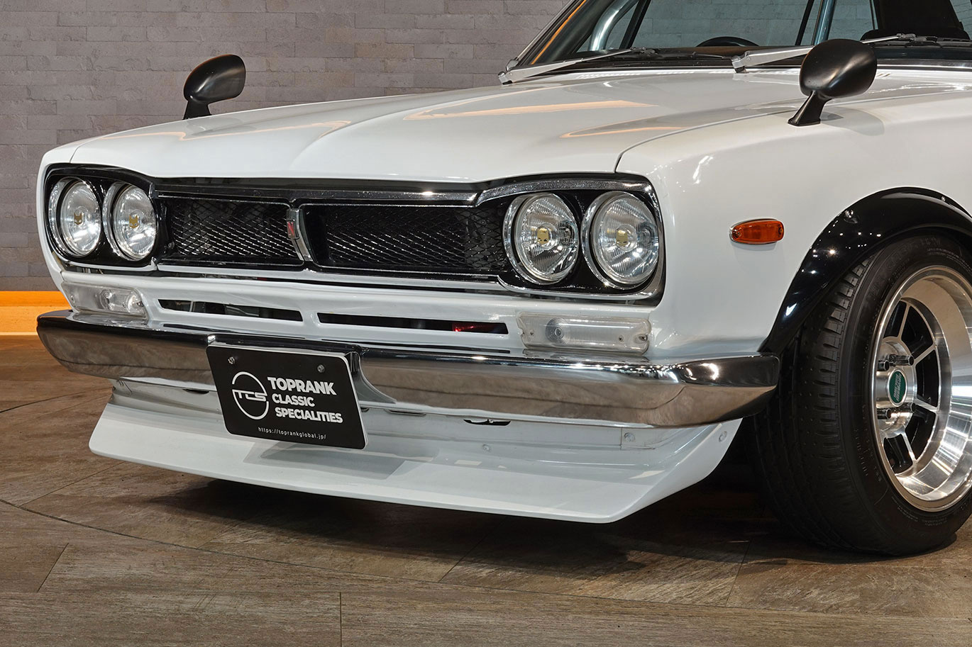 日産 スカイラインクーペ KGC10 スカイライン　2000GT、L28改３リッター・ハヤシレーシングアルミ・リアブレーキディスクブレーキ化公認