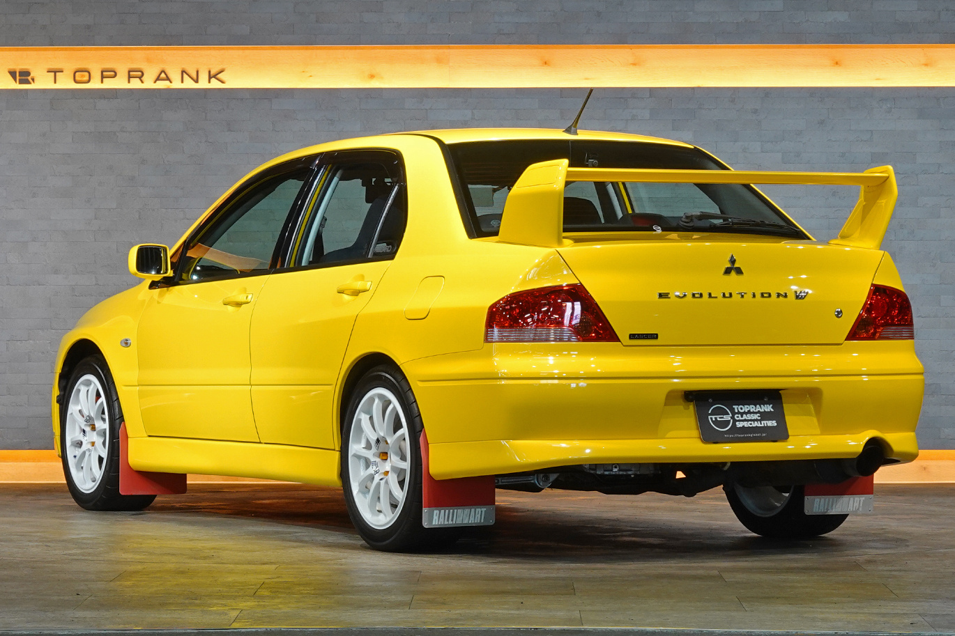 三菱 ランサーエボリューション Lancer GSR Evolution VII ワンオーナー・ADVAN Racing RCIII 17 インチ・Ralliart マッドフラップ純正ダンデライオンイエロー・4G63ターボエンジン・５速MT