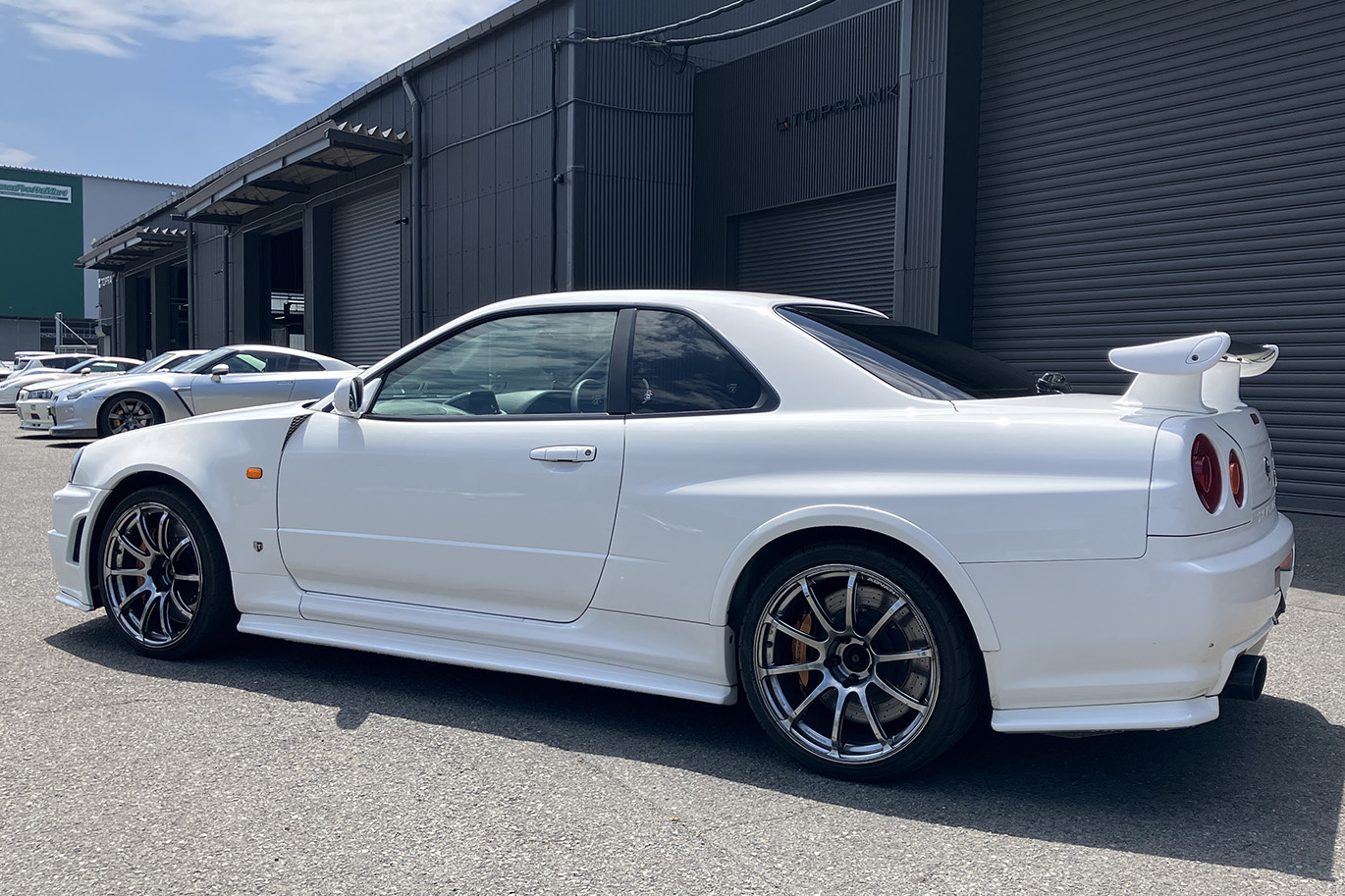 日産 スカイラインGT-R 