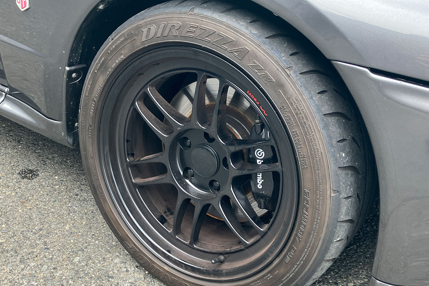 日産 スカイラインGT-R BNR32 R32 スカイライン GT-R Garage SAURUS 884 エンジンヘッドカバー・BLITZ 車高調＆DSC・ENDLESS Xコイルスプリング・Defiメーター類