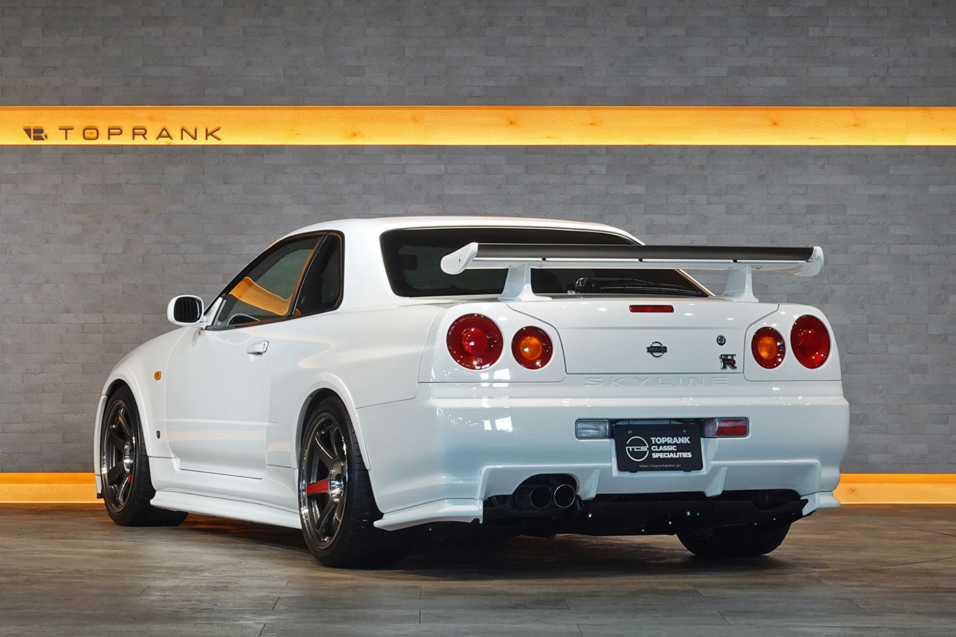日産 スカイラインGT-R R34 BNR34 スカイラインGT-R  V-SPEC ニスモフルエアロ・R-Tuneドライカーボンボンネット・レイズ ボルクレーシング TE37SL 18インチAW