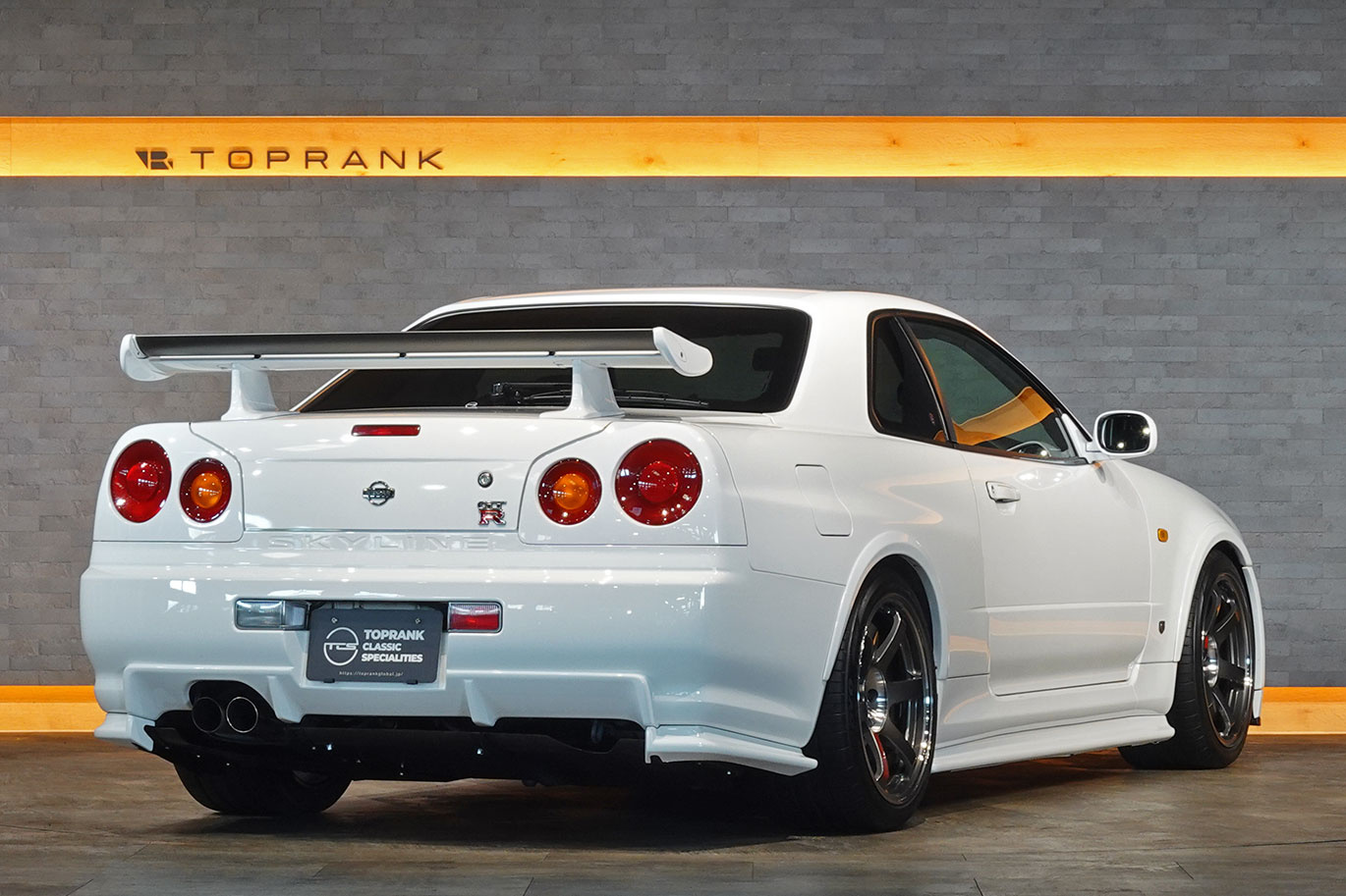 日産 スカイラインGT-R R34 BNR34 スカイラインGT-R  V-SPEC ニスモフルエアロ・R-Tuneドライカーボンボンネット・レイズ ボルクレーシング TE37SL 18インチAW