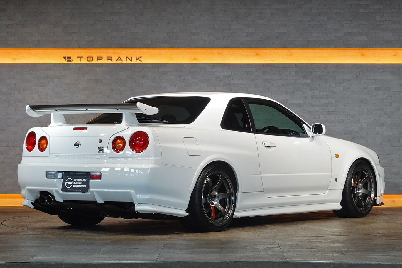 日産 スカイラインGT-R R34 BNR34 スカイラインGT-R  V-SPEC ニスモフルエアロ・R-Tuneドライカーボンボンネット・レイズ ボルクレーシング TE37SL 18インチAW