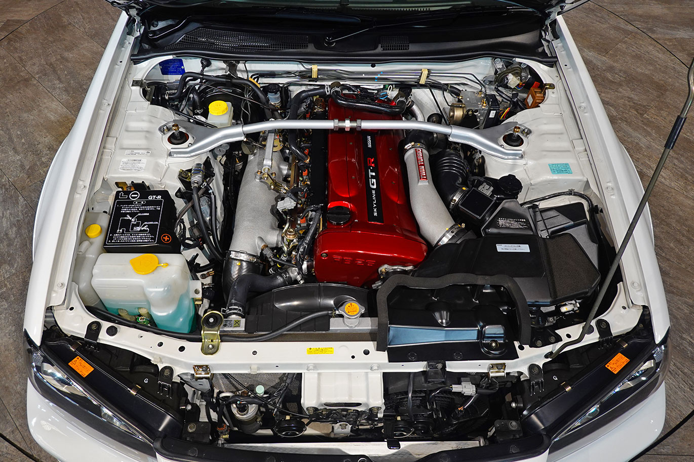 日産 スカイラインGT-R R34 BNR34 スカイラインGT-R  V-SPEC ニスモフルエアロ・R-Tuneドライカーボンボンネット・レイズ ボルクレーシング TE37SL 18インチAW