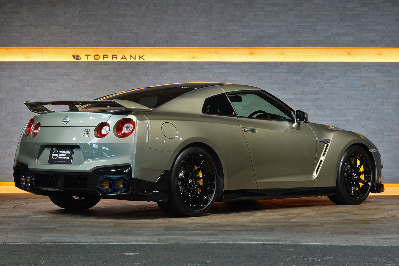 日産 GT-R R35 GT-R, Track edition engineered by NISMO T-Spec MY24・T-Spec専用色：ミレニアムジェイド-JW0-・メーカーOP：Reacaro製カーボンバックバケットシート